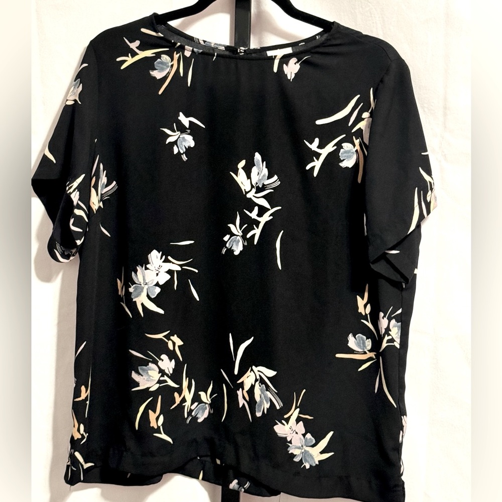 XL Black Blouse with flowers